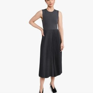 THEORY Elegant Black Sleeveless Pleated Dress